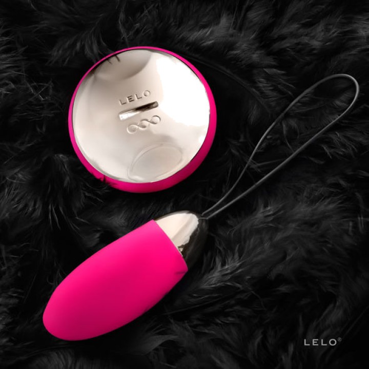 LELO Remote-controlled massage egg LYLA 2-INSIGNIA DESIGN