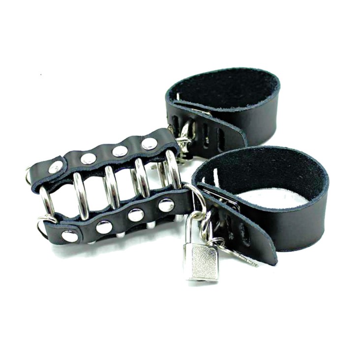 OHMAMA Cage per pene con anelli metallici e cinghie di pelle