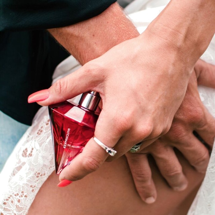 EYE OF LOVE Pheromone perfume for her MATCHMAKER-RED DIAMOND