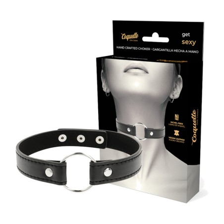 collier en cuir végan avec accessoire woman