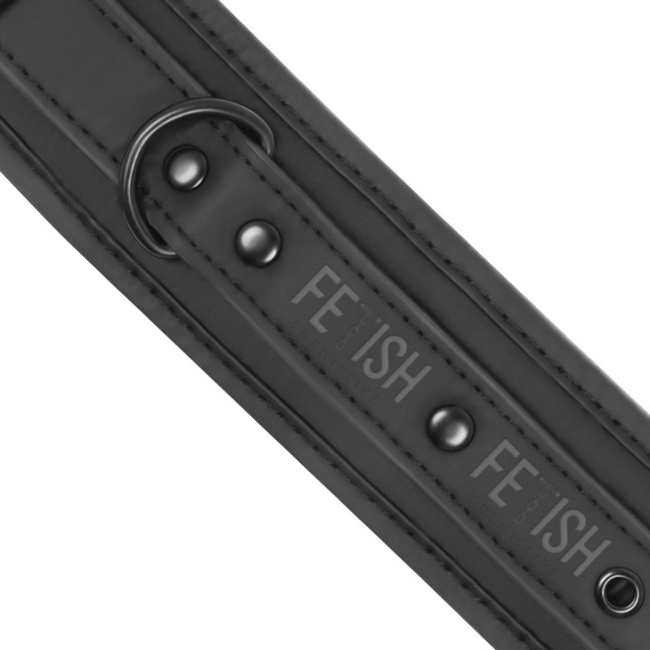 FETISH SUBMISSIVE Vegan leather collar and wrist cuffs with