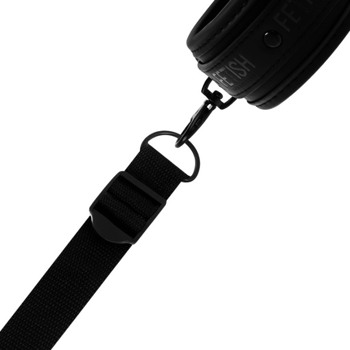 FETISH SUBMISSIVE Set de menottes et liens avec doublure en