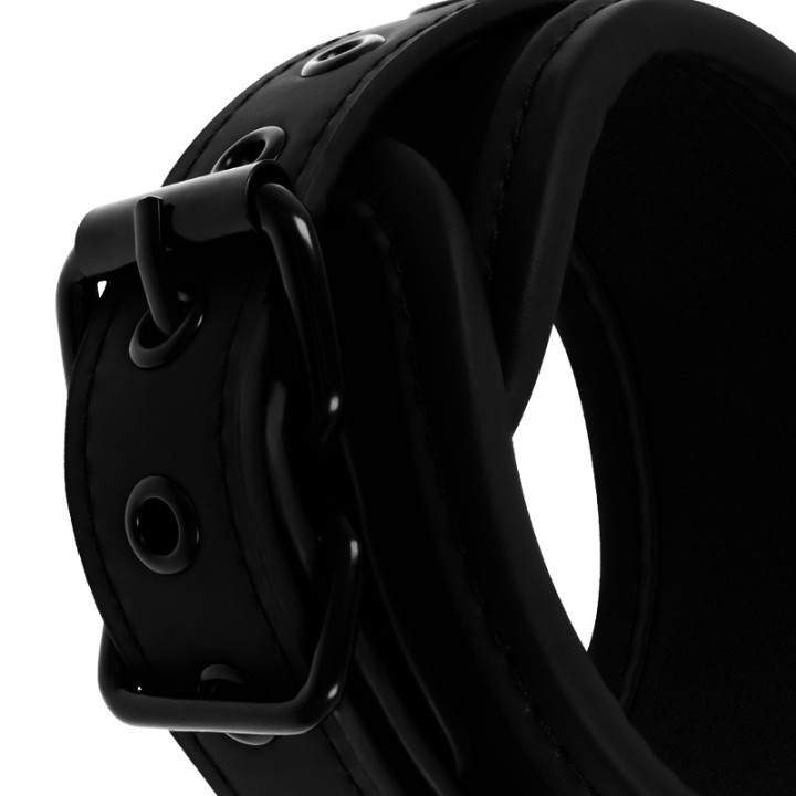 FETISH SUBMISSIVE Cuffs and restraints set with neoprene
