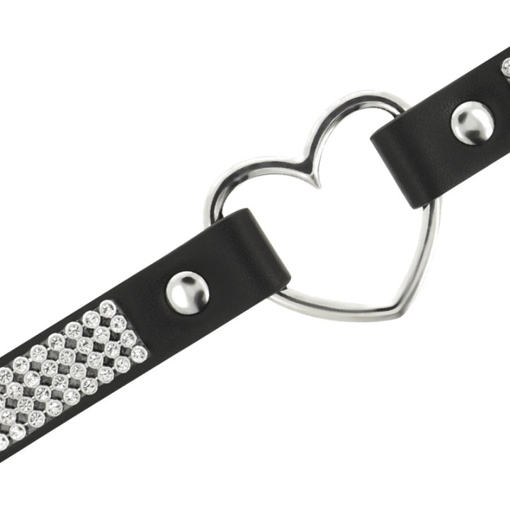 COQUETTE CHIC DESIRE Choker de cuero vegano con corazón