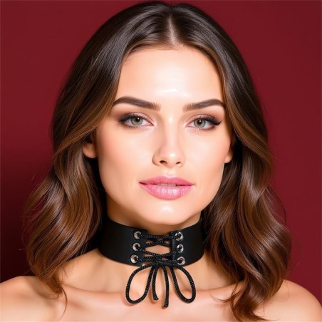 collier en cuir végan avec nœud