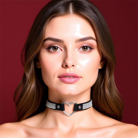 choker obojek z veganské kůže se srdcem a kamínky