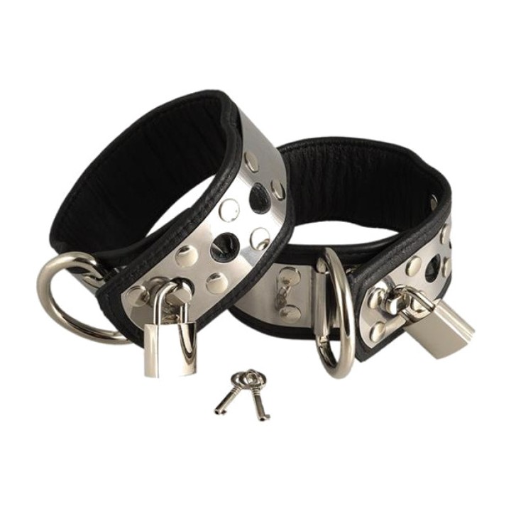 BONDAGE PLAY Cavigliere in pelle e metallo con lucchetto