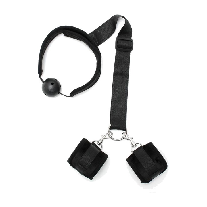 BONDAGE PLAY Ball gag with attached handcuffs 4.5 CM