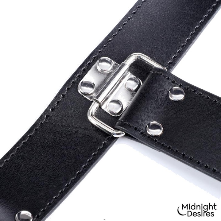 MIDNIGHT DESIRES Sæt med armrestriktioner MD-050
