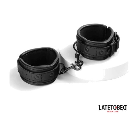 wide padded cuffs with chain 26.3 x 4.5 cm